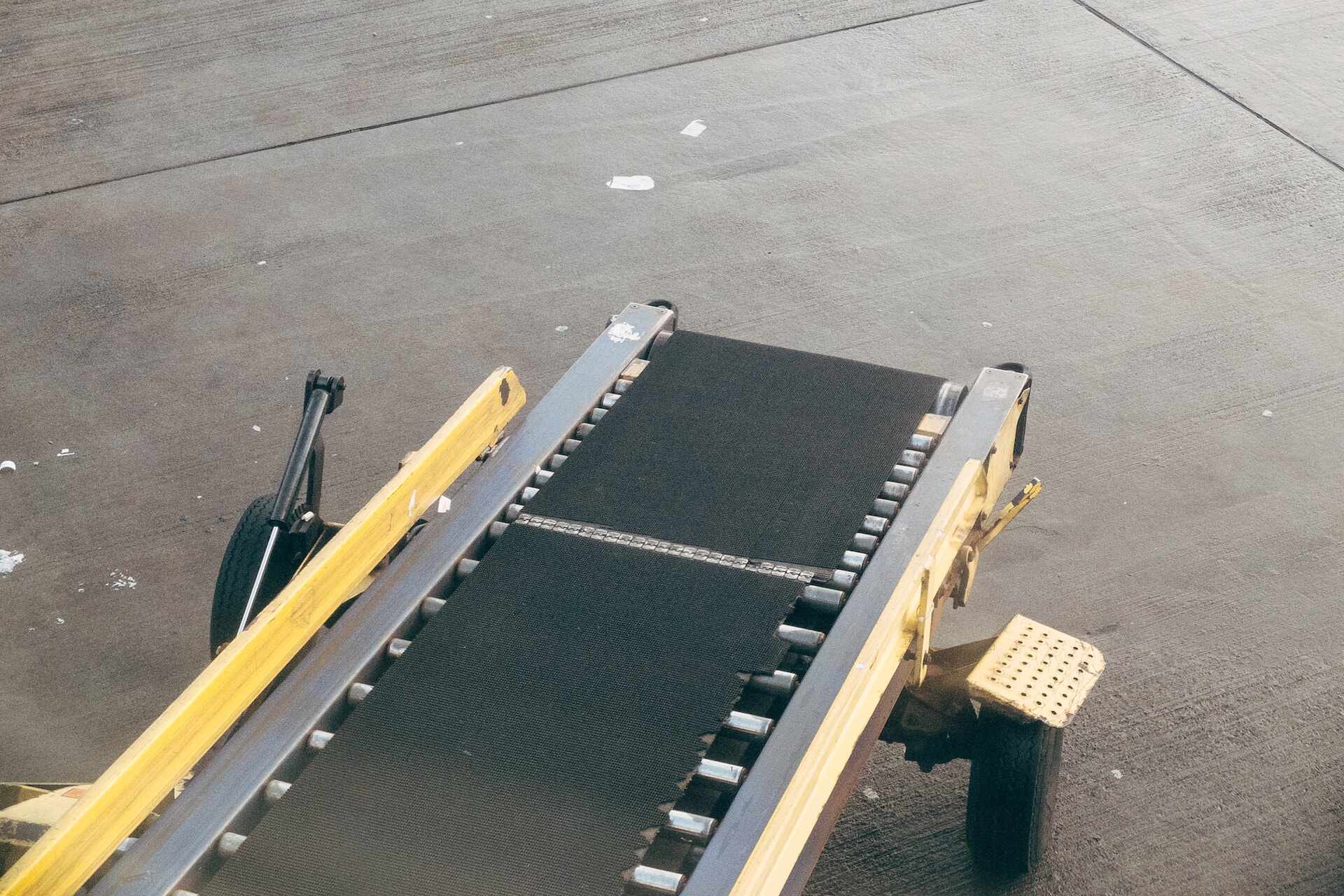 Conveyor Belt Material Selection: A Comprehensive Guide to the Right Belt for Your Industry