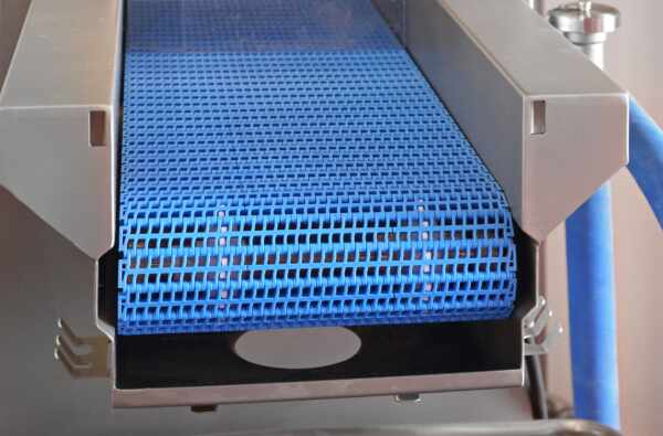 Exploring the Efficiency and Adaptability of Plastic Conveyor Belts in Your Industry