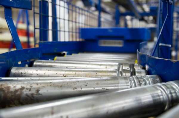 Steel Conveyor Belts: Applications, Advantages, and Selection Criteria