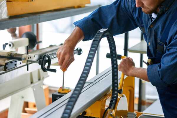 The Ultimate Guide to Conveyor Belt Repair and Replacement: Deciding the Best Course of Action for Your Facility