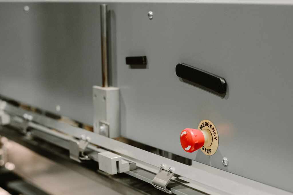 Conveyor System Safety: Best Practices and Tips