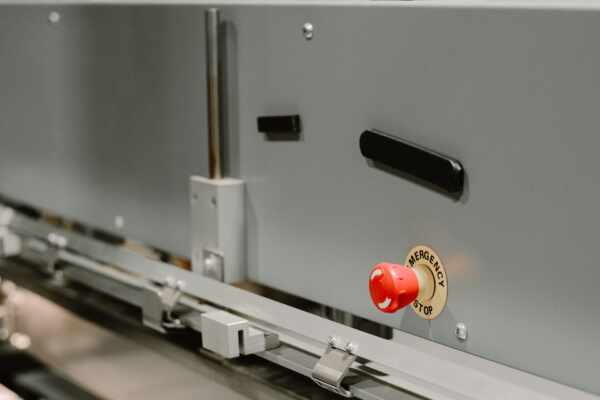 Conveyor System Safety: Best Practices and Tips for a Safe Working Environment