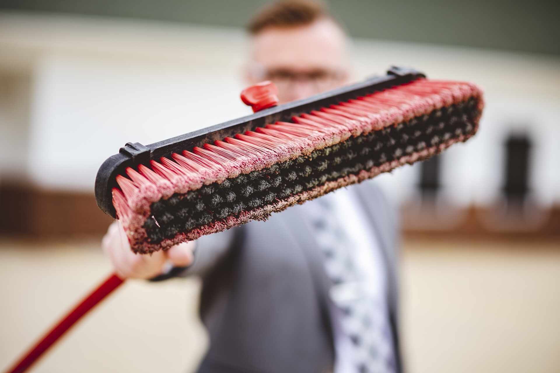 Effective Conveyor Belt Cleaning Solutions: Enhancing Efficiency and Hygiene