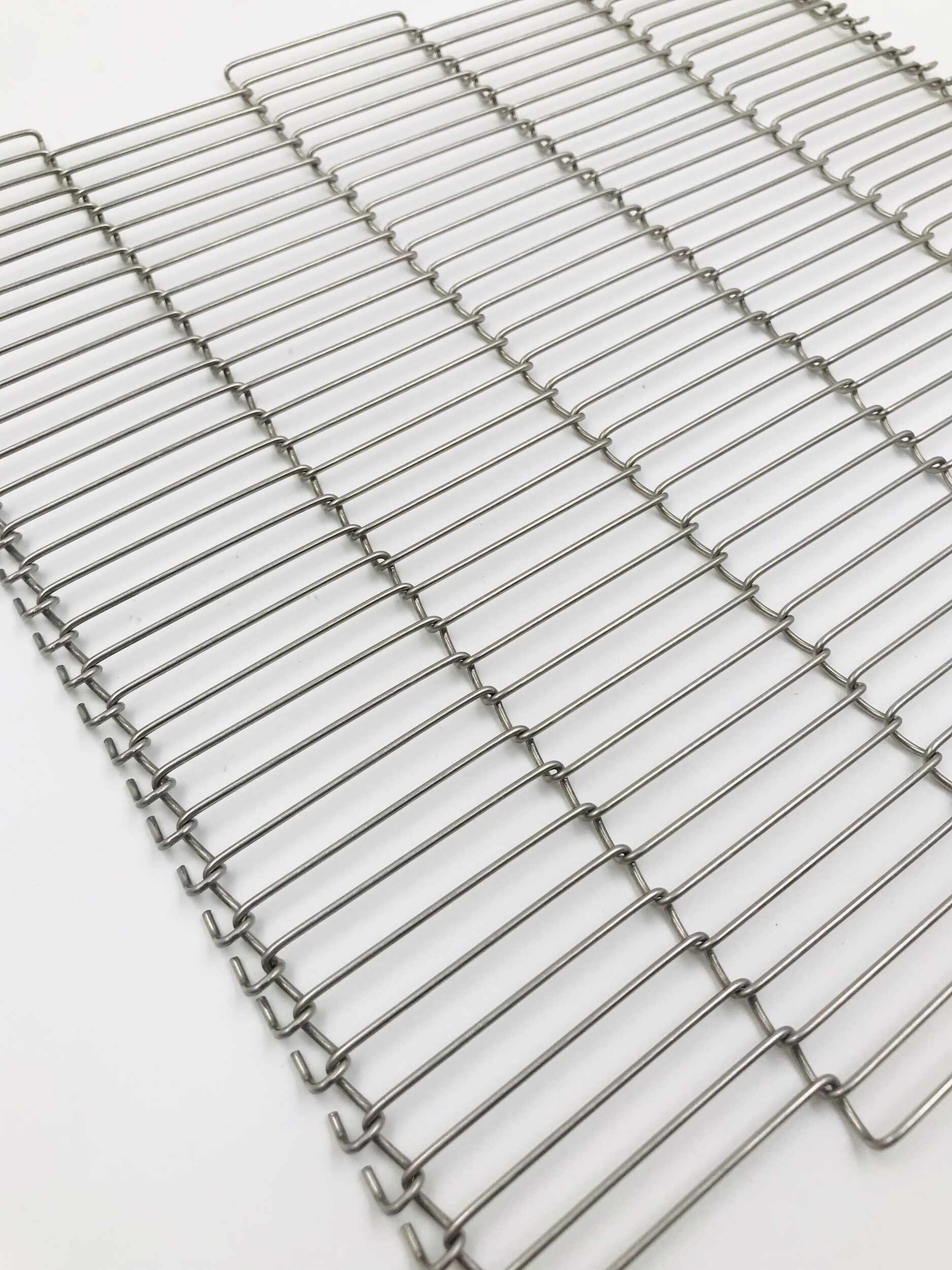 Comprehensive Guide to Choosing the Right Conveyor Belt for Food Manufacturing